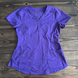 Healing Hands Purple Label Scrub Top V-Neck Medium